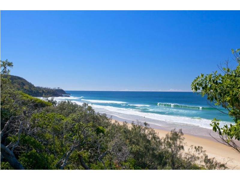 13 The Esplanade, Sunshine Beach QLD 4567