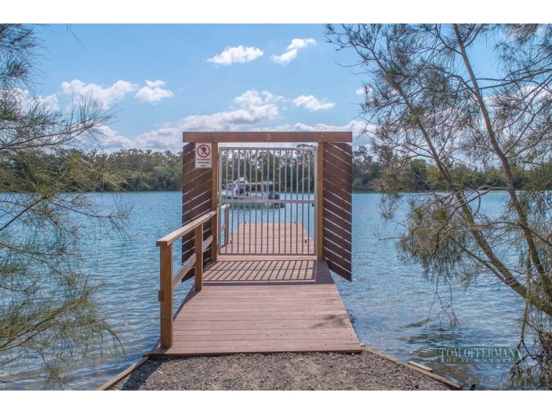 Jetty 5 Hilton Esplanade, Tewantin QLD 4565