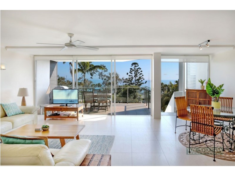 2/25 Allambi Rise, Noosa Heads QLD 4567