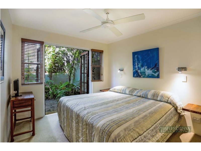 2/25 Allambi Rise, Noosa Heads QLD 4567