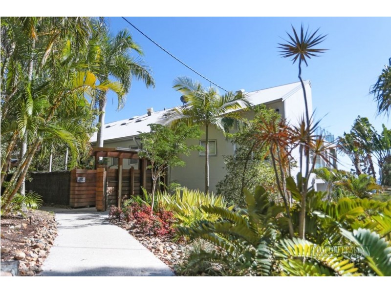 2/25 Allambi Rise, Noosa Heads QLD 4567