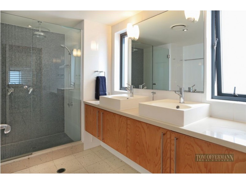 2/23 Hastings Street, Noosa Heads QLD 4567