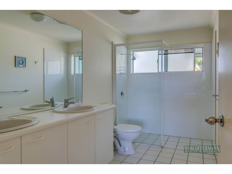 2/287 Weyba Rd, Noosaville QLD 4566