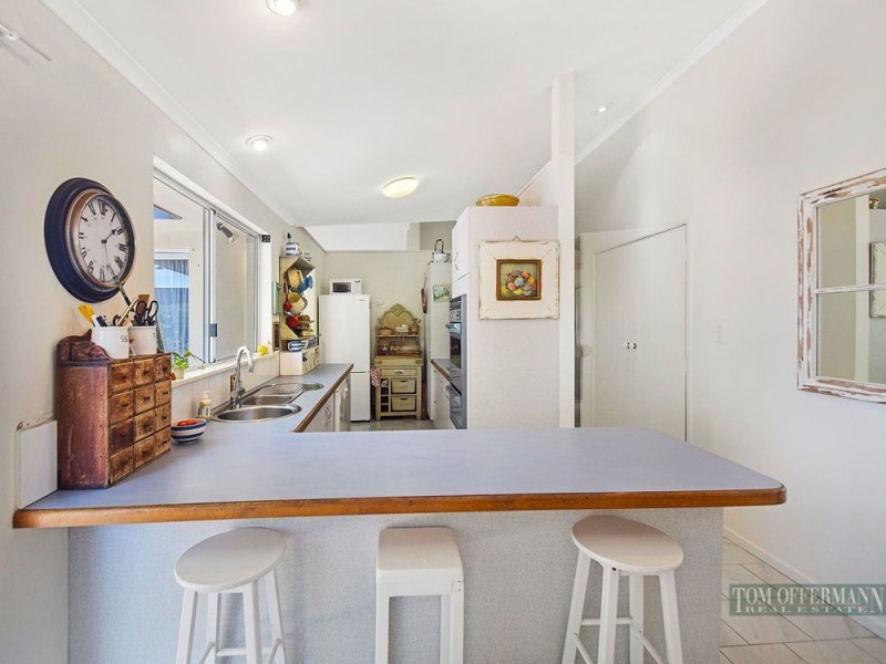 14 Dolphin Crescent, Noosaville QLD 4566