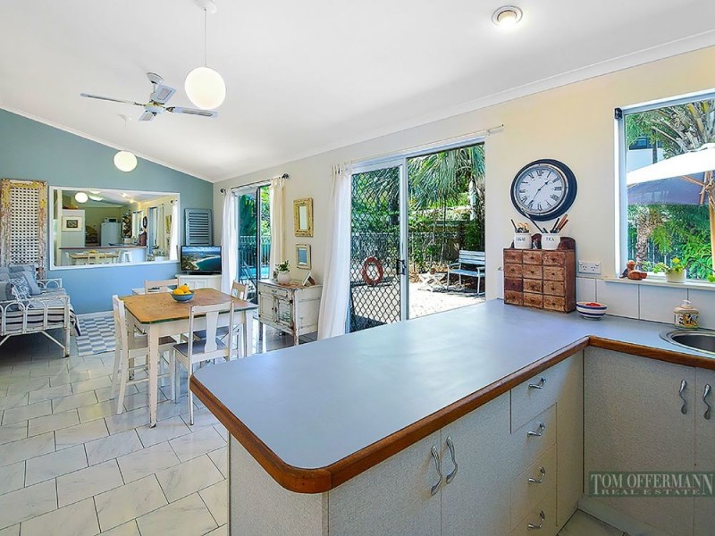 14 Dolphin Crescent, Noosaville QLD 4566