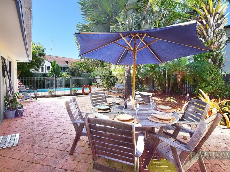 14 Dolphin Crescent, Noosaville QLD 4566