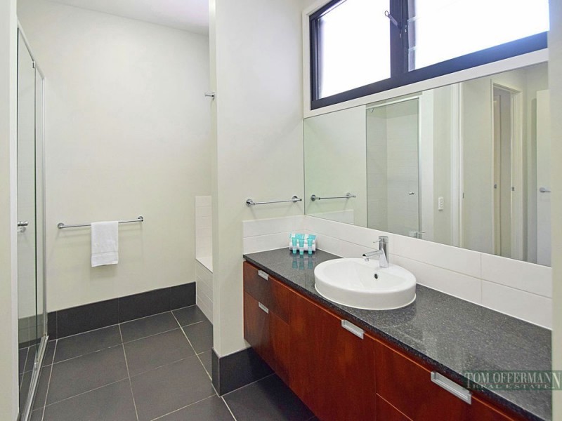 28/90 Beach Rd, Noosa North Shore QLD 4565