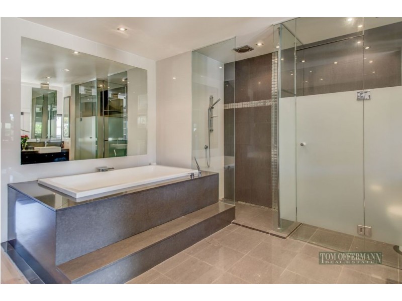 23 Cooran Court, Noosa Heads QLD 4567