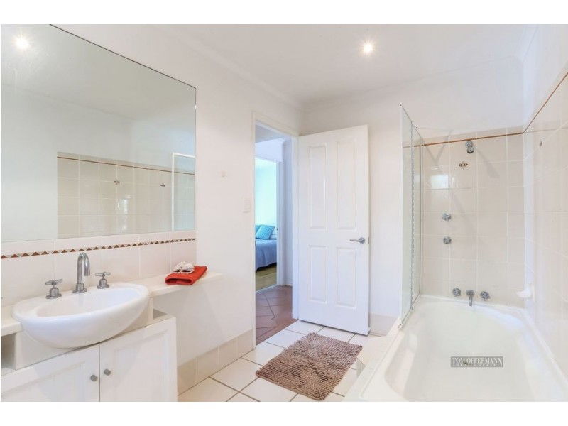 1/42 Ventura St, Sunrise Beach QLD 4567