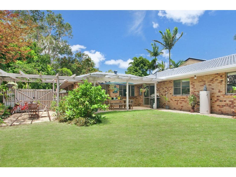 9 Hardy Street, Sunrise Beach QLD 4567