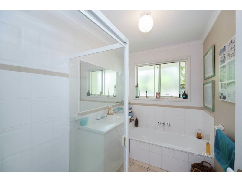 12 Tallgrass Avenue, Tewantin QLD 4565