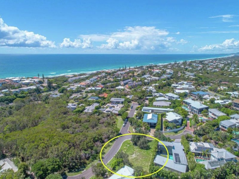 2 Compass Place, Sunrise Beach QLD 4567