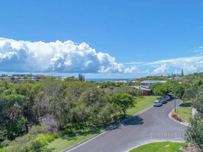 2 Compass Place, Sunrise Beach QLD 4567