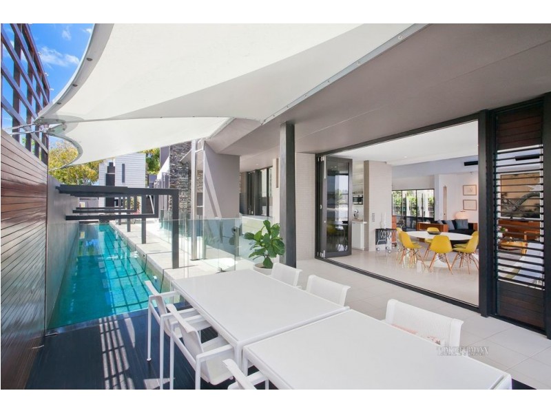 19 The Promontory, Noosa Waters QLD 4566