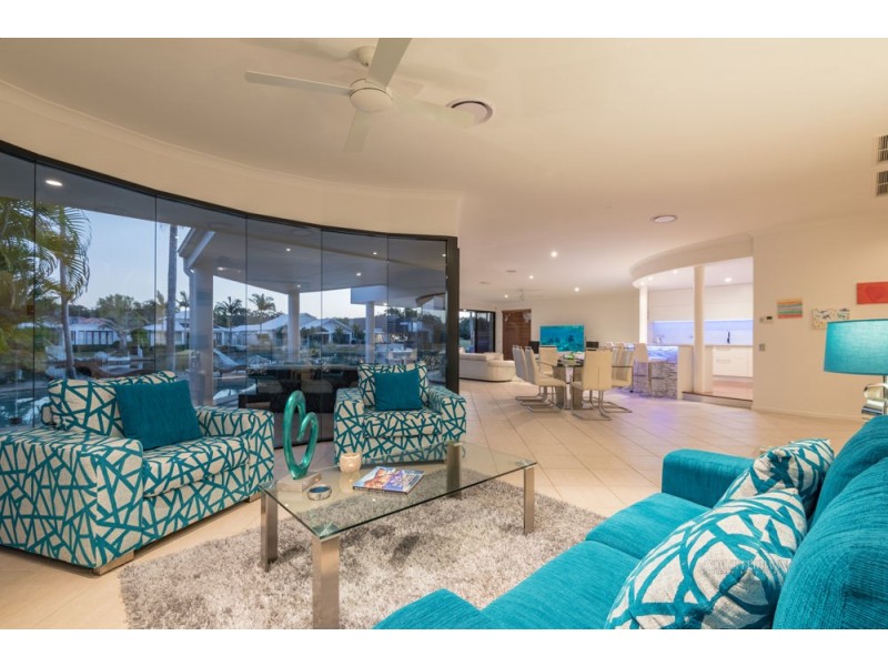 14 Masthead Quay, Noosa Waters QLD 4566