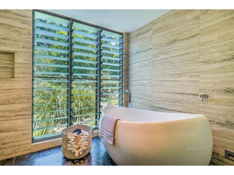 734 Calanthe Ave, Doonan QLD 4562