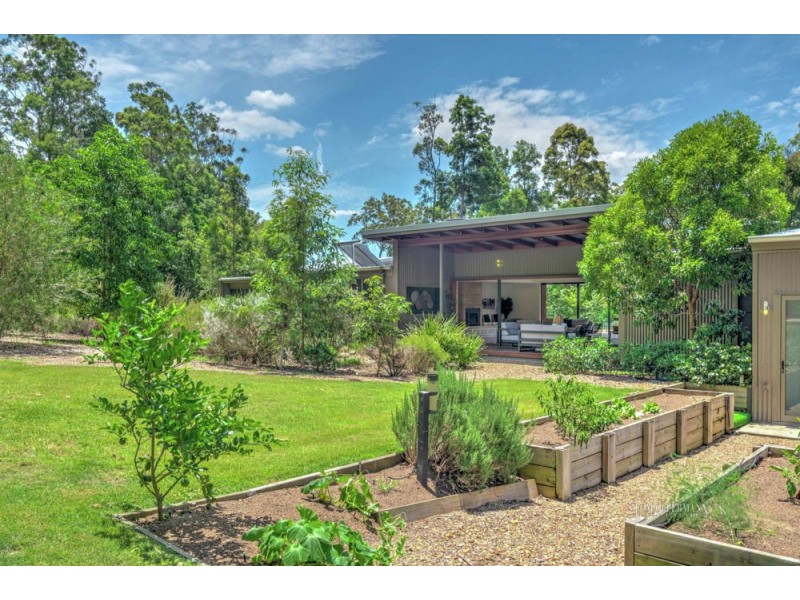 734 Calanthe Ave, Doonan QLD 4562