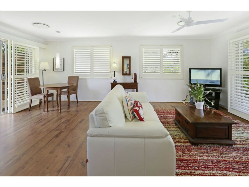 18 Paluma St, Sunrise Beach QLD 4567
