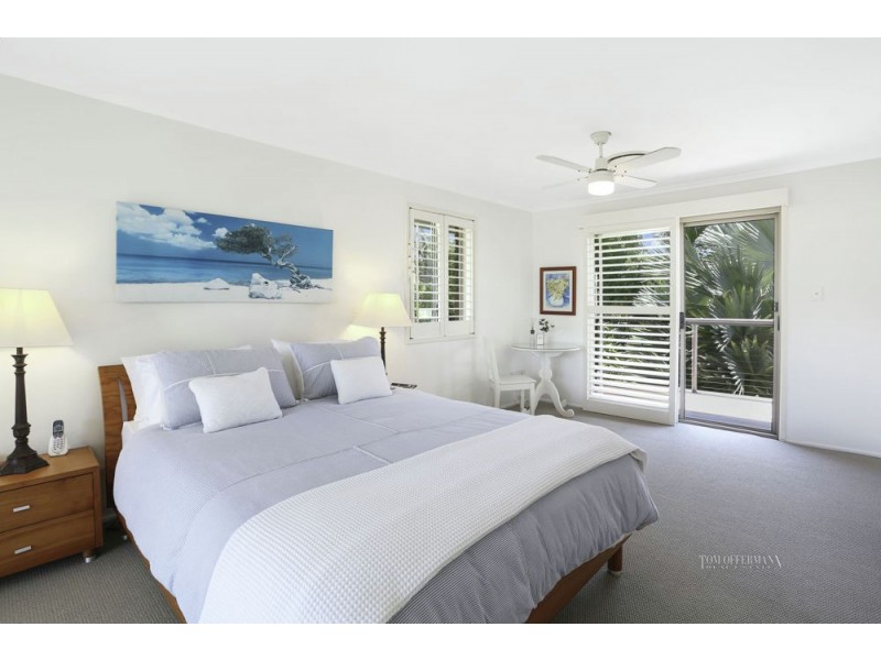 18 Paluma St, Sunrise Beach QLD 4567