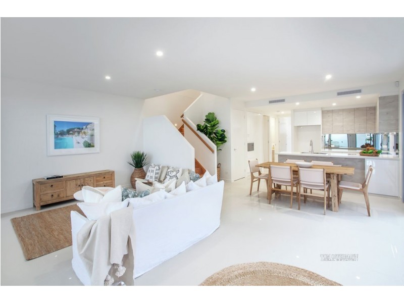 1-2/30 Elizabeth Street, Noosaville QLD 4566