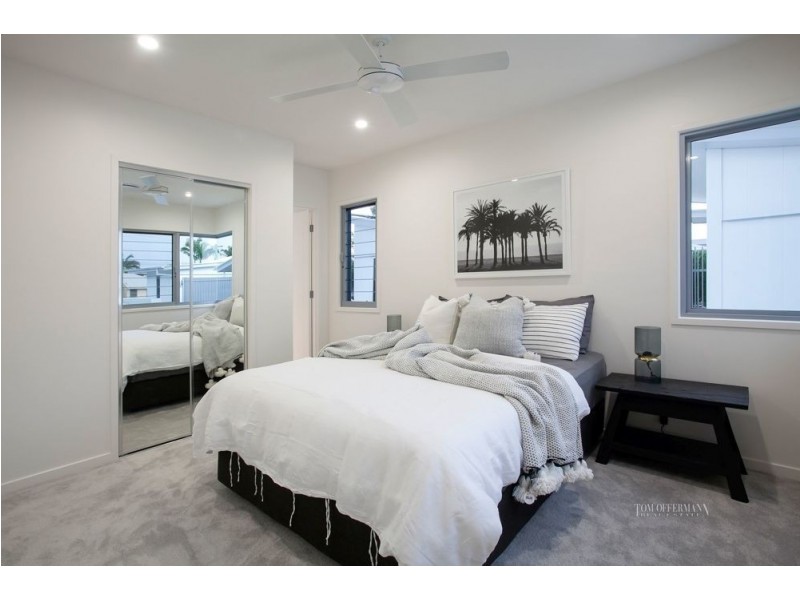 1-2/30 Elizabeth Street, Noosaville QLD 4566