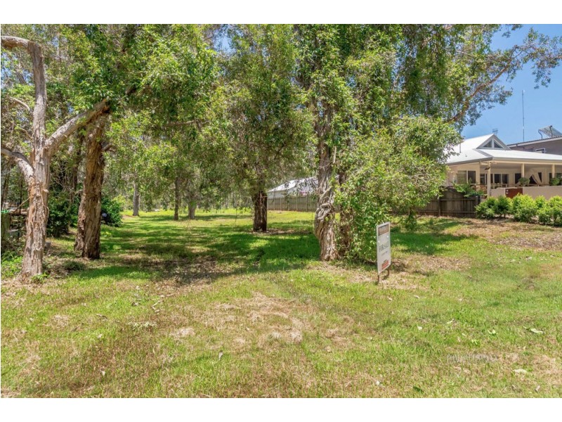 179 Lake Weyba Drive, Noosaville QLD 4566