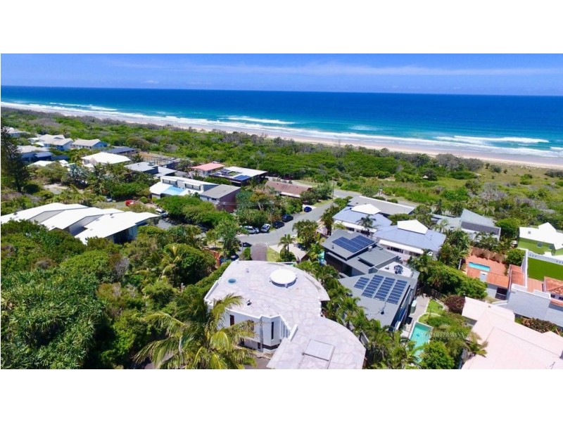 1/8 Avocet Pde, Peregian Beach QLD 4573