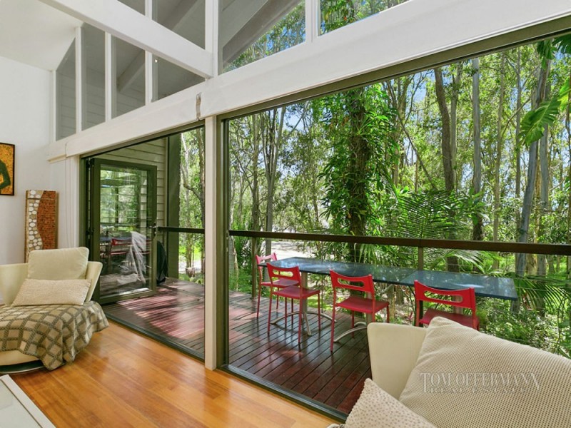 1 Lakeway Drive, Cooroibah QLD 4565