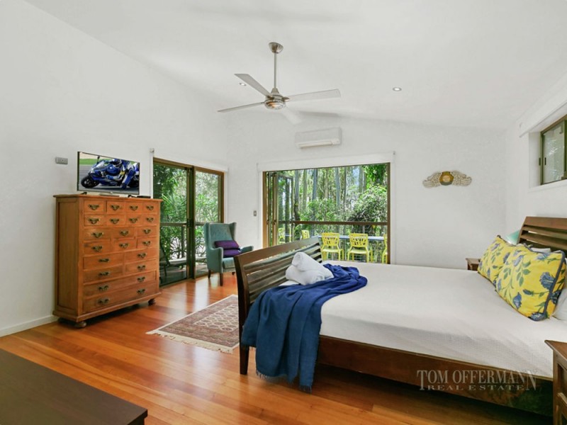 1 Lakeway Drive, Cooroibah QLD 4565