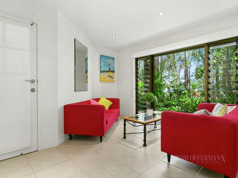 1 Lakeway Drive, Cooroibah QLD 4565