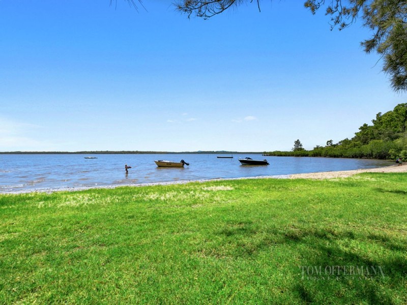 1 Lakeway Drive, Cooroibah QLD 4565