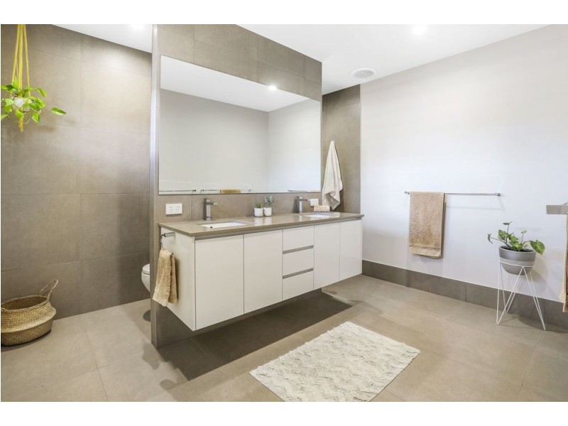 20 Rani Circuit, Noosaville QLD 4566