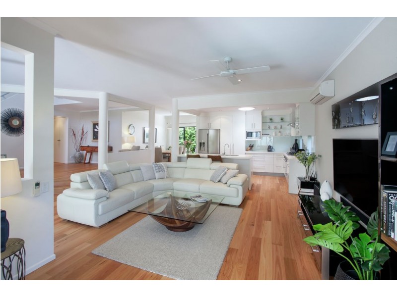 36 Driftwood Drive, Castaways Beach QLD 4567