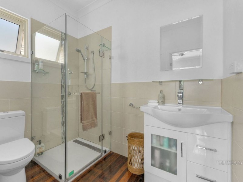 115 Kate St, Indooroopilly QLD 4068