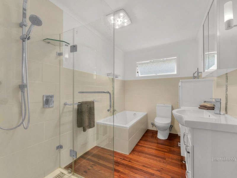 115 Kate St, Indooroopilly QLD 4068