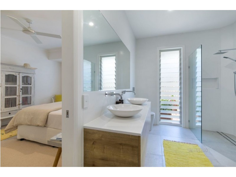 52 The Peninsula, Noosa Waters QLD 4566