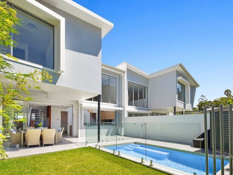 2/1 Greens Vista Place, Yaroomba QLD 4573