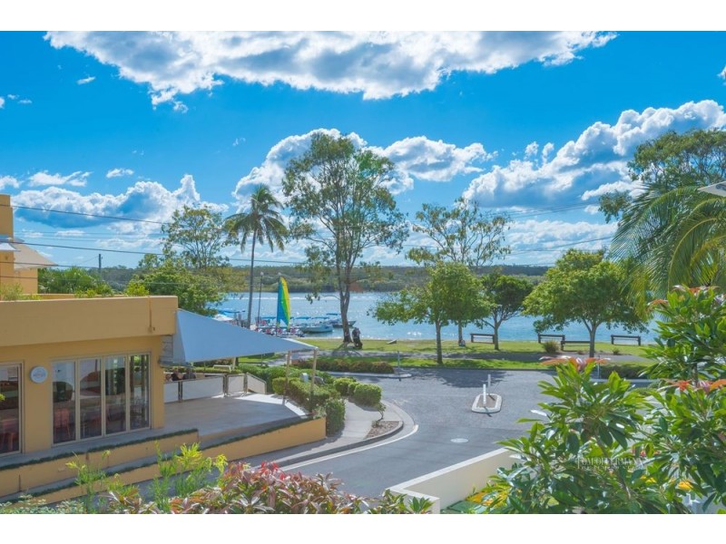 4 Edward St, Noosaville QLD 4566