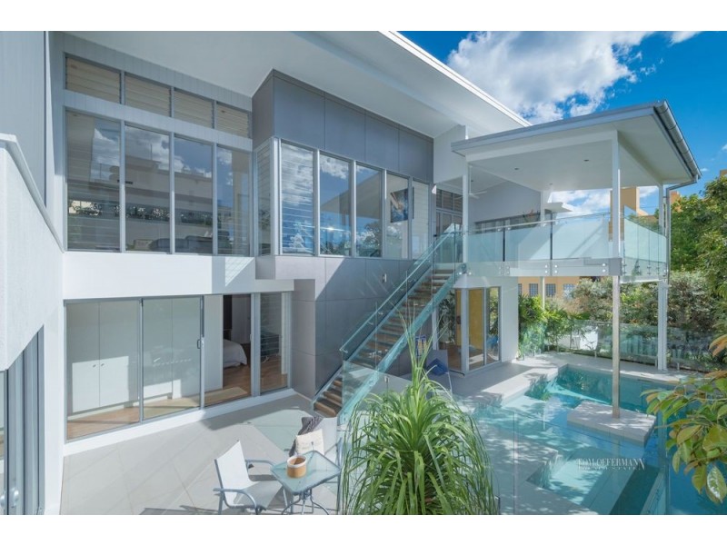 4 Edward St, Noosaville QLD 4566