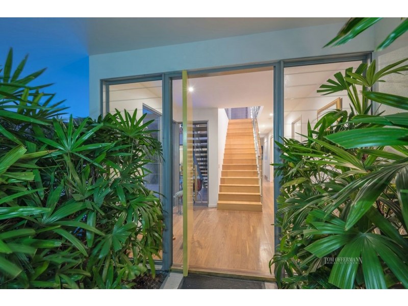 4 Edward St, Noosaville QLD 4566