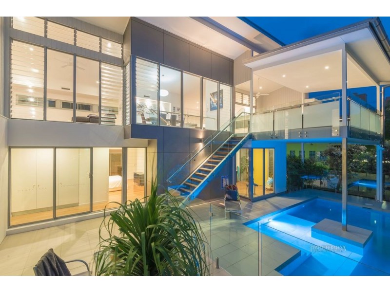 4 Edward St, Noosaville QLD 4566