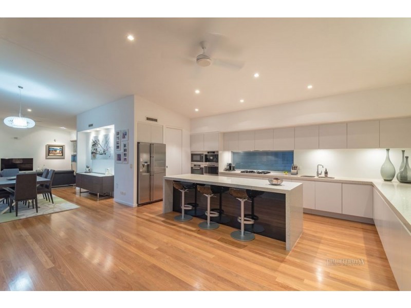 4 Edward St, Noosaville QLD 4566