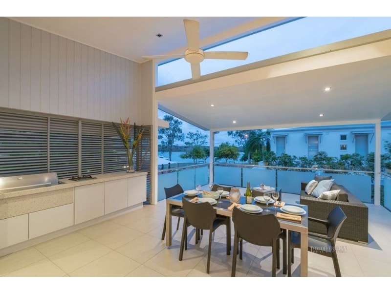 4 Edward St, Noosaville QLD 4566
