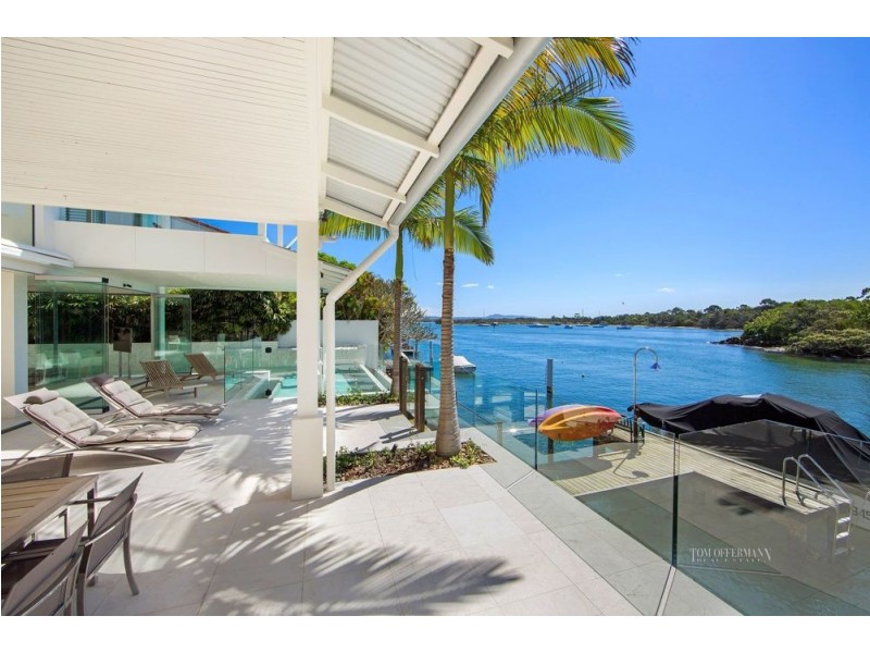 12 Noosa Parade, Noosa Heads QLD 4567