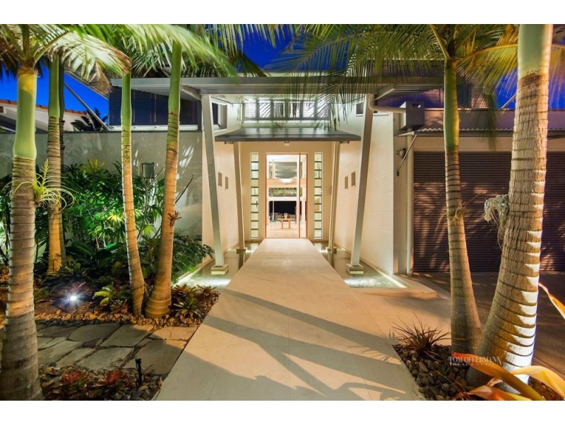 12 Noosa Parade, Noosa Heads QLD 4567
