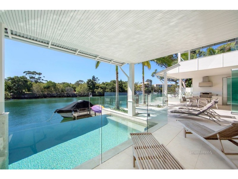12 Noosa Parade, Noosa Heads QLD 4567
