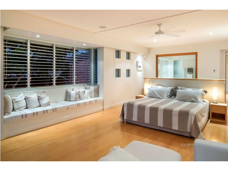 12 Noosa Parade, Noosa Heads QLD 4567