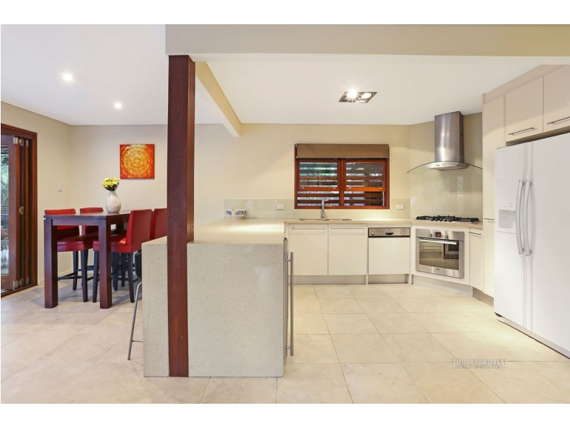 2 Elanda Street, Sunshine Beach QLD 4567