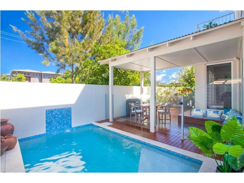 1/43 Elizabeth Street, Noosaville QLD 4566