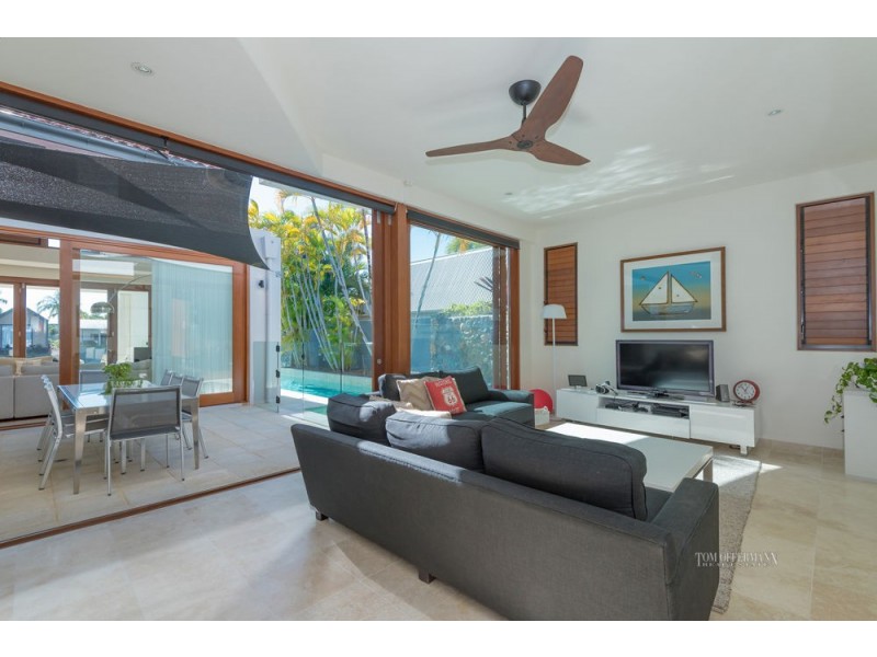 27 Mossman Court, Noosa Heads QLD 4567